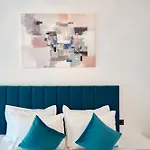 Emerald Gems In Infinity Appartement *