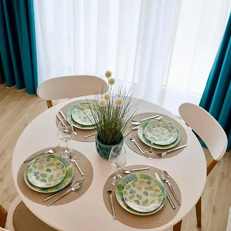 Emerald Gems In Infinity דירה מאמאיה